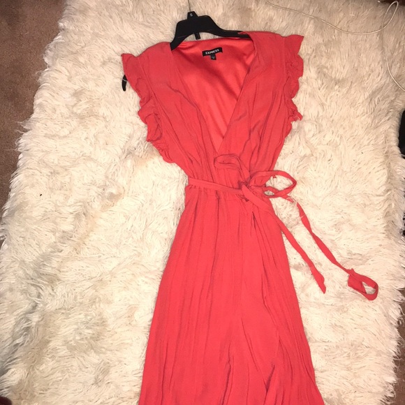 Express Wrap Ruffle Maxi Dress - Picture 2 of 8